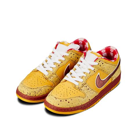 Nike SB low yellow lobster